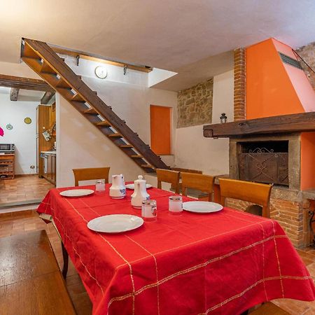 Awesome Home In Marliana With Kitchenette Eksteriør billede
